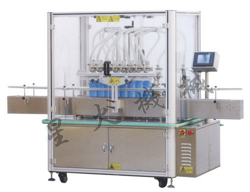 8頭自動(dòng)液體包裝生產(chǎn)線 